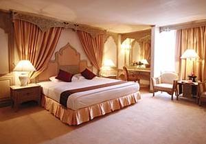 The Montien Hotel Rooms