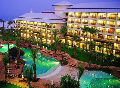 Ravindra Beach Resort & Spa Hotel