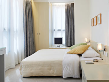 Novotel Century Hotel Rooms